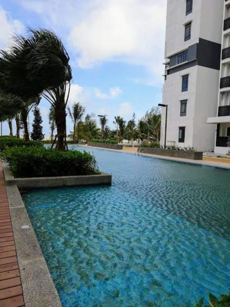 Timurbay By Dfamilia, Ground Floor Suite With Easy Access To The Pool And Beach Kuantan Exteriör bild